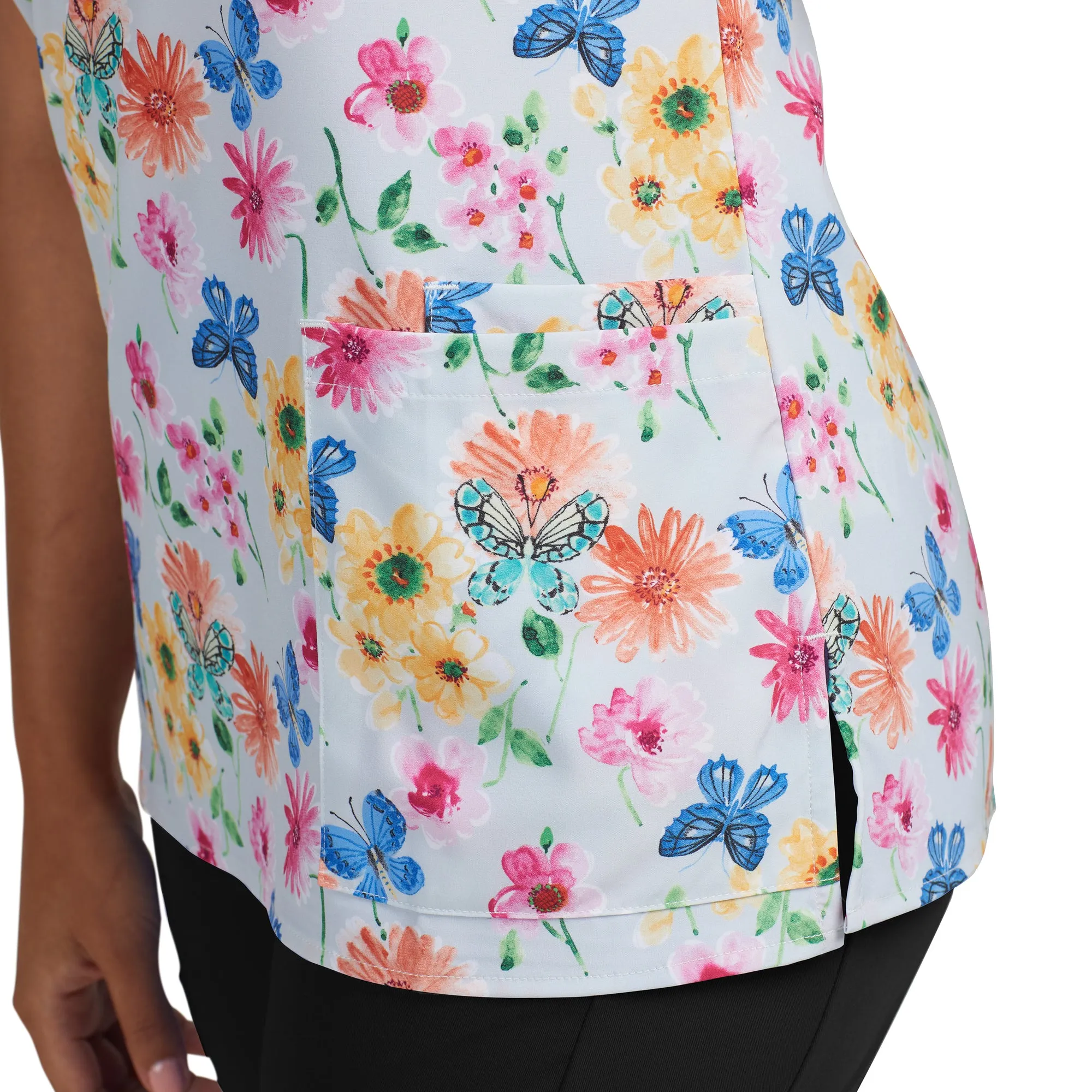 618 - 3 Pocket V-Neck Printed Top