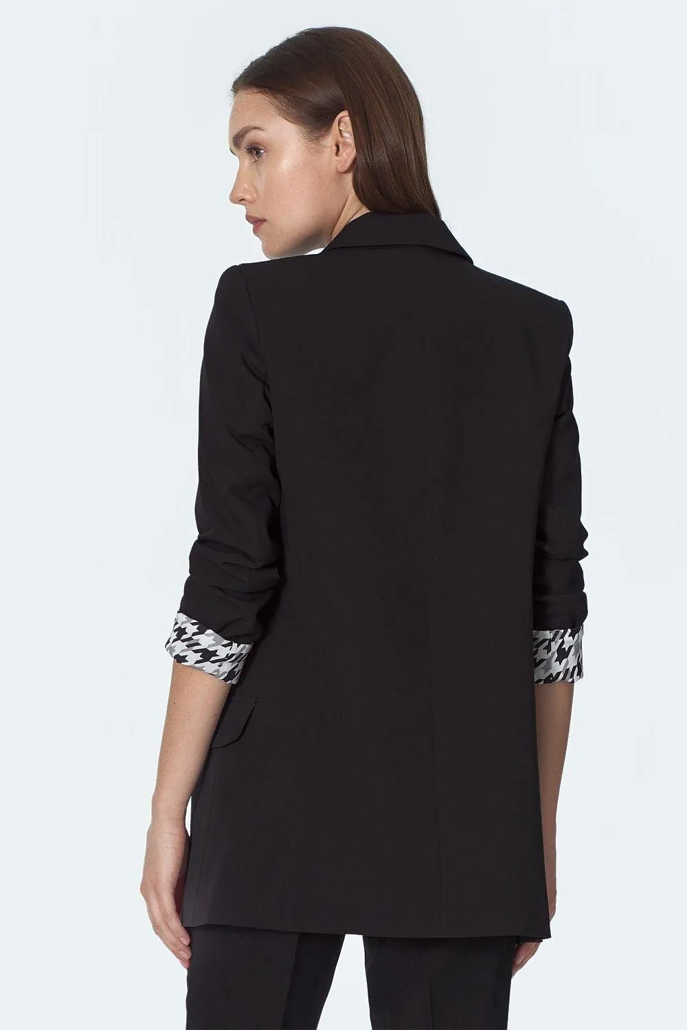 Chic Office Blazer with Eye-Catching Cuff Design