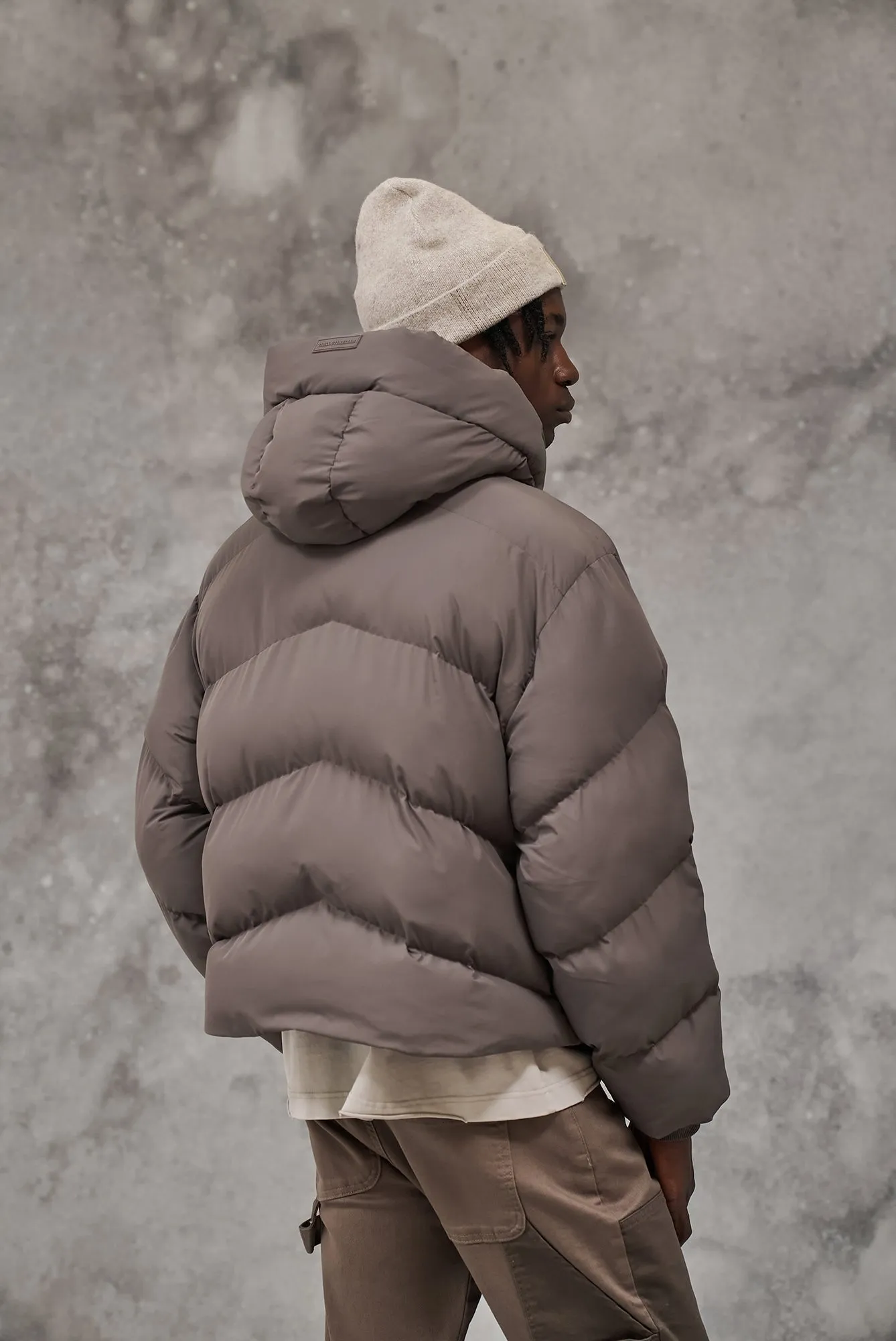 PUFFER COAT - BROWN