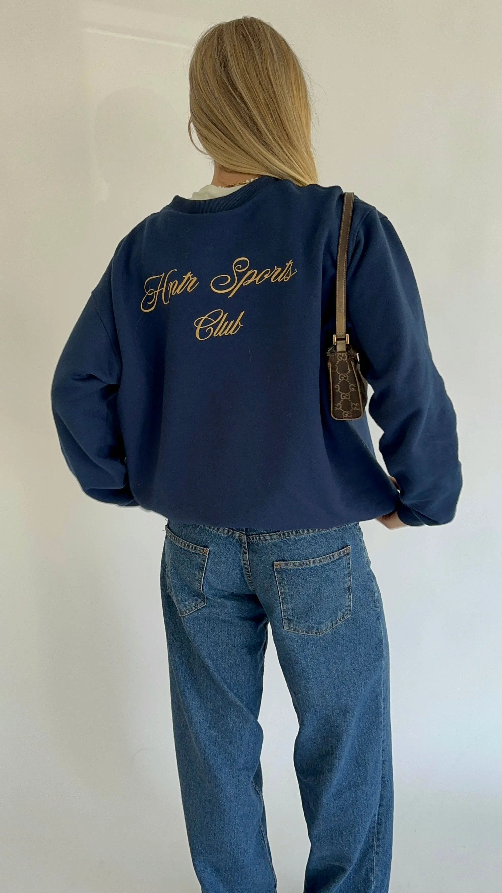 SPORTS CREWNECK